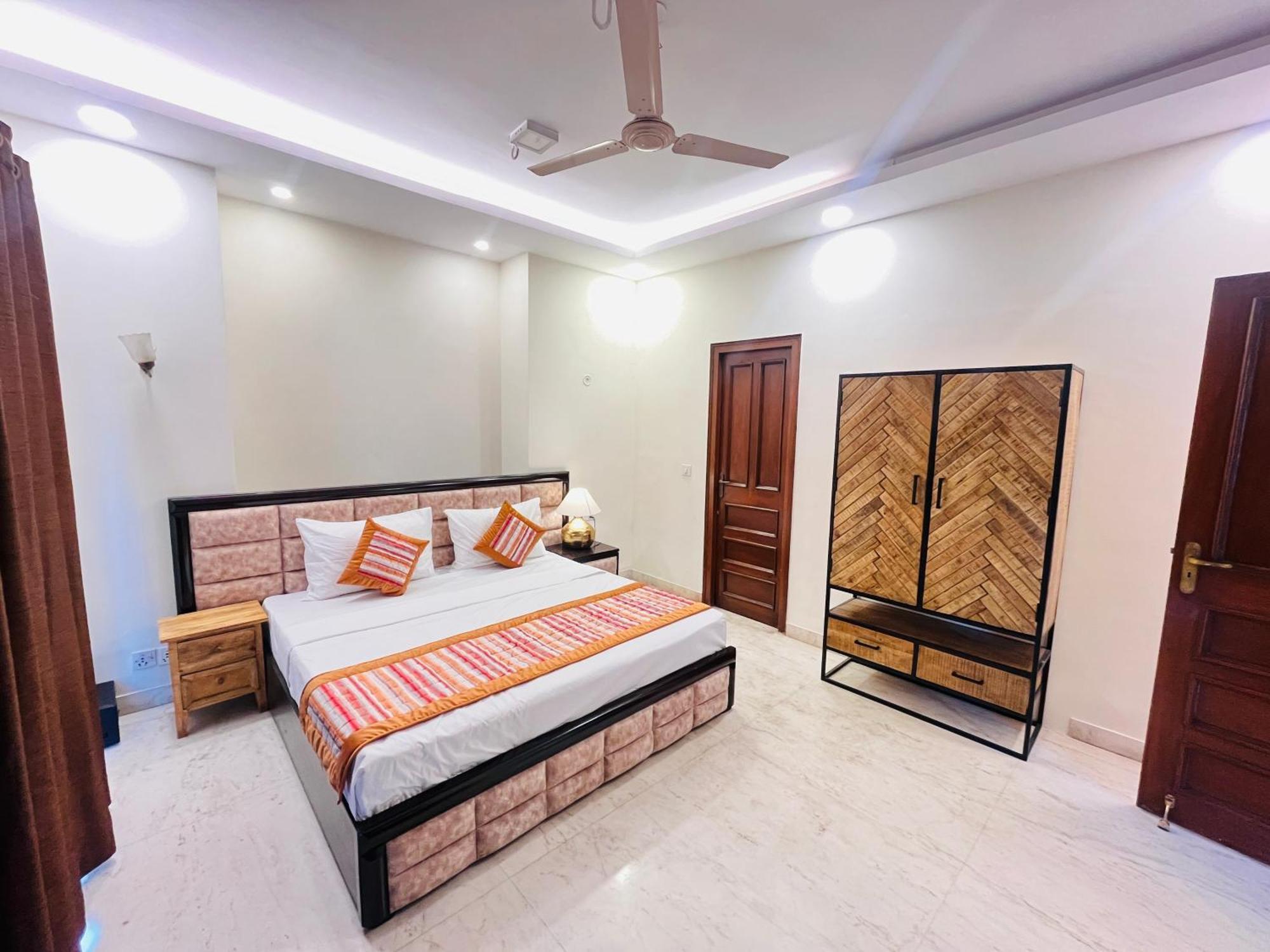 Отель Grove Residency Hauz Khas New Delhi Couple Friendly Экстерьер фото