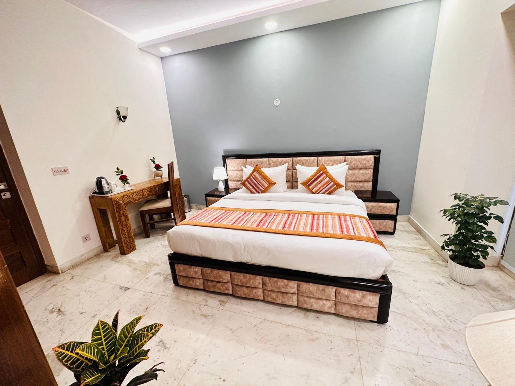 Отель Grove Residency Hauz Khas New Delhi Couple Friendly Экстерьер фото