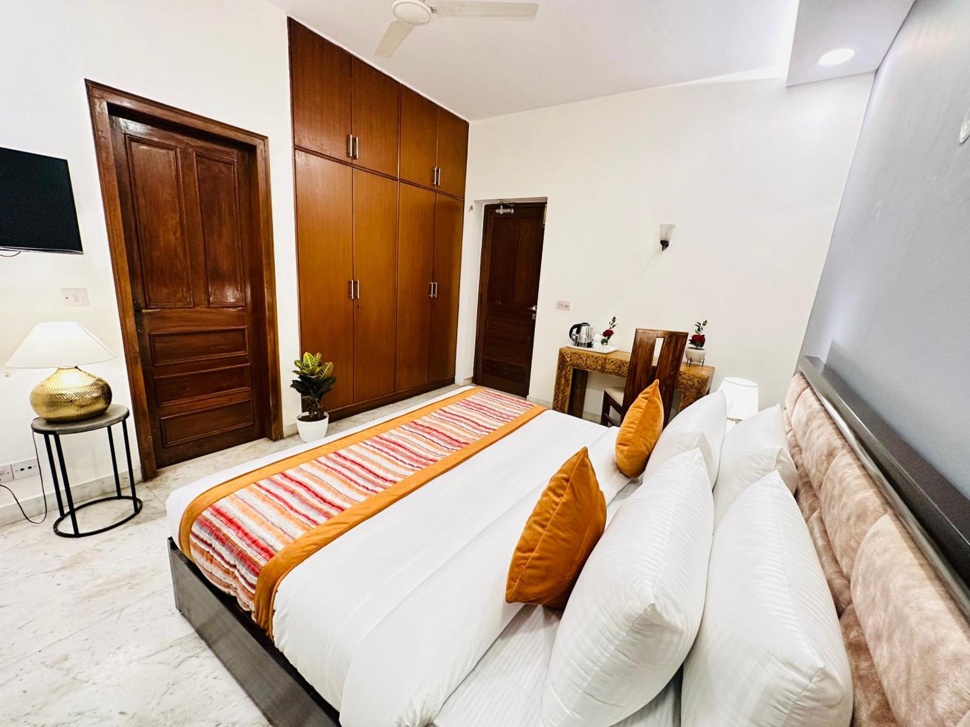Отель Grove Residency Hauz Khas New Delhi Couple Friendly Экстерьер фото